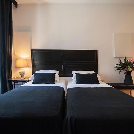 Emporikon Athens Hotel Екстер'єр фото