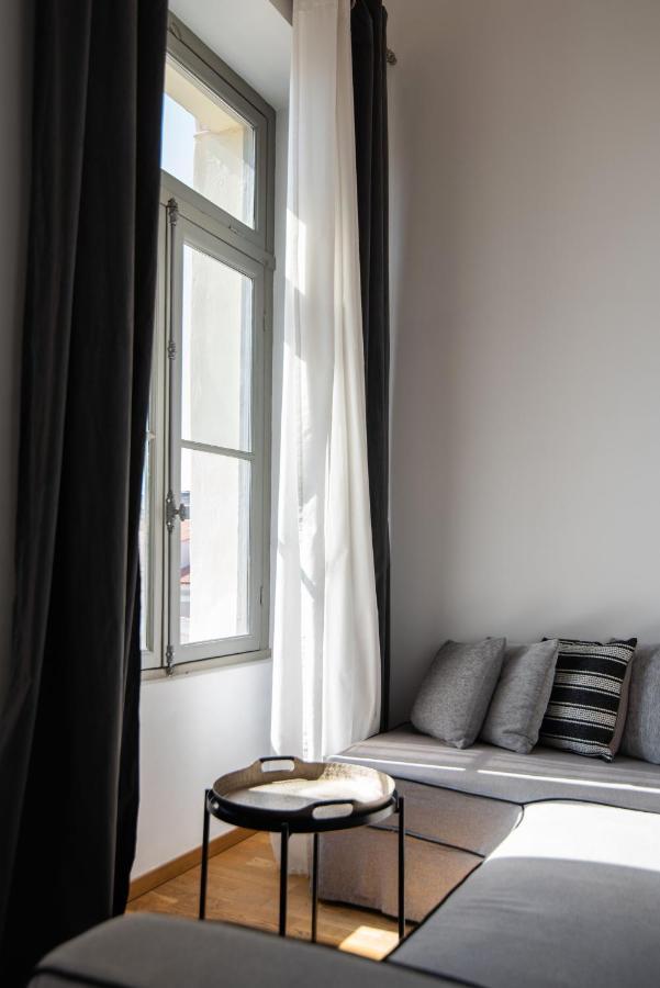 Emporikon Athens Hotel Екстер'єр фото