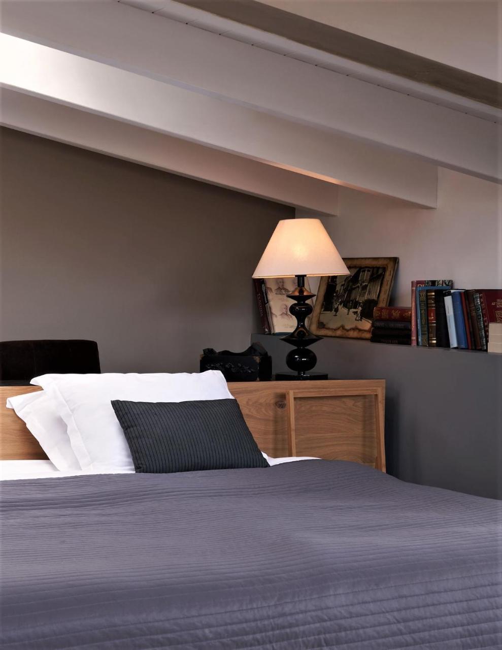 Emporikon Athens Hotel Екстер'єр фото